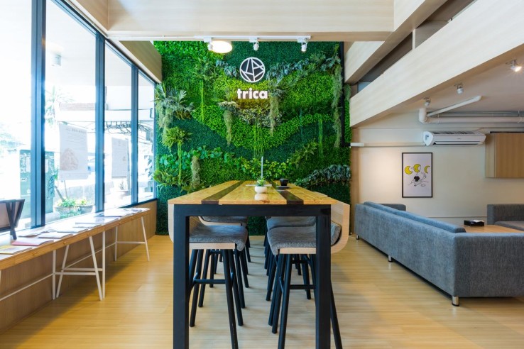 Trica Hostel Cafe & Bar