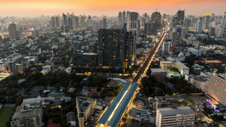 Thonglor-BTS-from-the-top_800x450_acf_cropped5b72b2f9bd49c