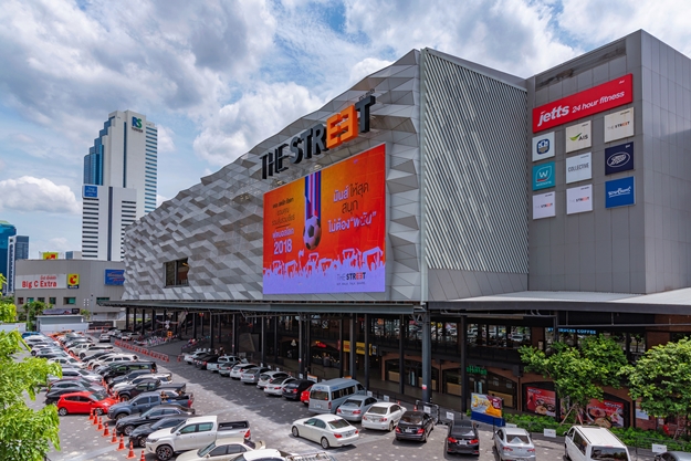 BANGKOK, THAILAND - JULY 15: View of The Street shopping mall, a popular modern shopping mall in the Ratchada area on July 15, 2018 in Bangkok