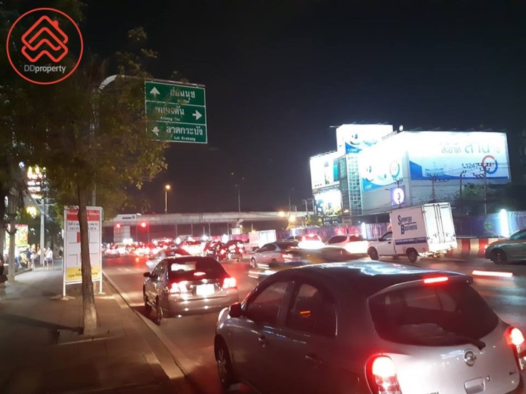 49401456_2026765507414615_4159595231114690560_n