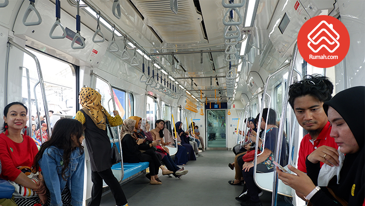 suasana MRT Jakarta