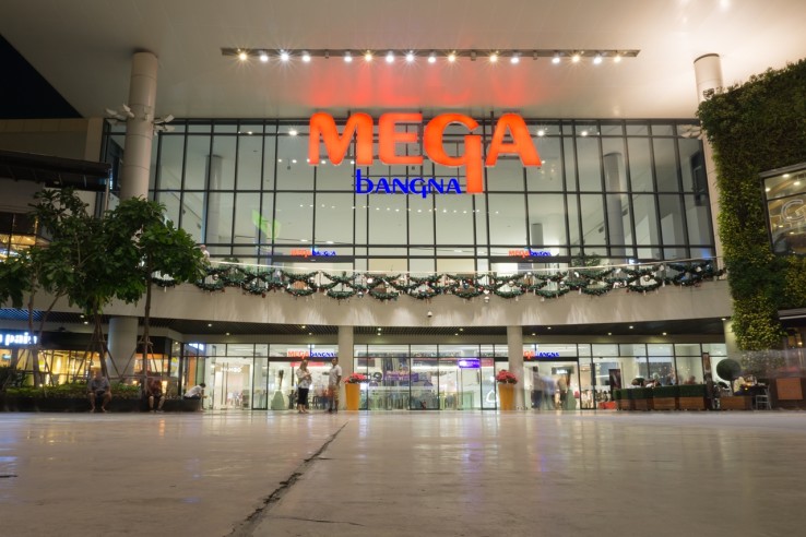 Smut Prakan , Thailand - January 03,2018 : Unidentified peoples are walking front shop of IKEA Bangkok Store in Mega Bangna, Samut Prakan, Thailand. Ikea is the world's largest furniture retailer store.Ikea is a slef service furniture store