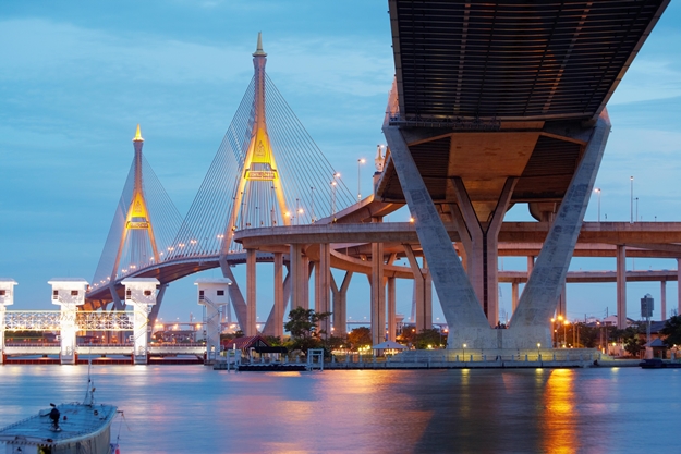 14857882 - night view on the rama 3 bridge in bangkok à¸à¸£à¸°à¸£à¸²à¸¡ 3