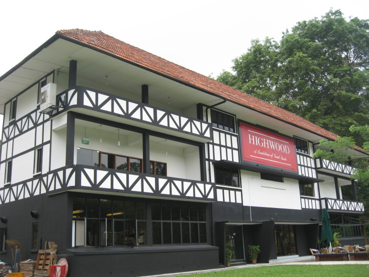 Photo: Highwood, Tanglin Singapore (Photo: Terence Ong, Wikimedia Commons)