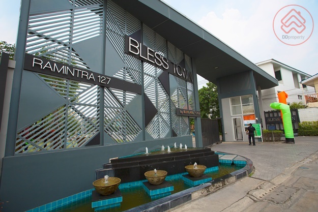 DD002-7 à¸¡à¸µà¸à¸à¸¸à¸£à¸µ