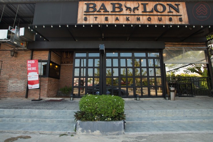 Pracha_Uthit_P0A1472