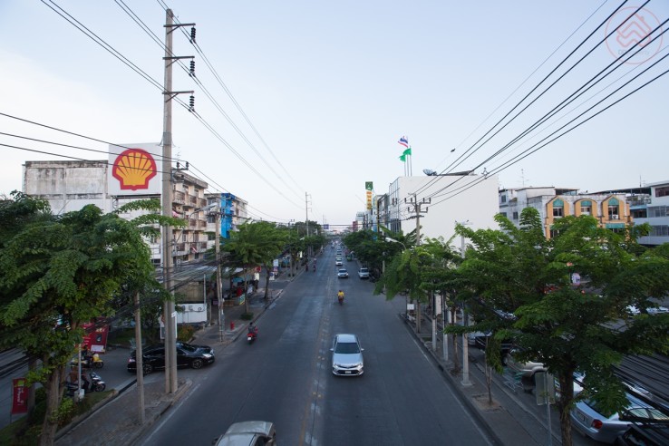 Pracha_Uthit_P0A1532