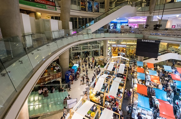 à¸«à¹à¸§à¸¢à¸à¸§à¸²à¸ Inside of Esplanade shopping mall in Bangkok.