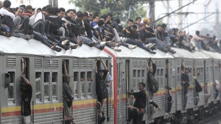 Sarana Transportasi Kota Depok Masih Terbatas