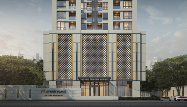 Mayfair_Place_Victory_Monument3