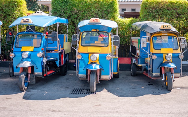 tuktuk huahin