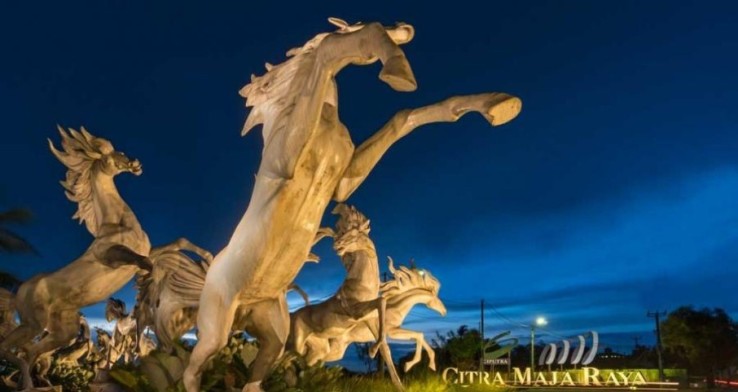 Sebagai kota baru terpadu, Citra Maja Raya menghadirkan infrastruktur skala kota dengan boulevard utama ROW 40. (citramaja.com)