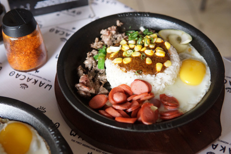 3. Pasar Modern BSD: Wakacao