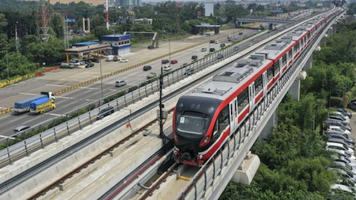 Keberadaan stasiun LRT di wilayah Cimanggis melengkapi daftar infrastruktur yang terus dibangun. (Foto: radardepok.com)