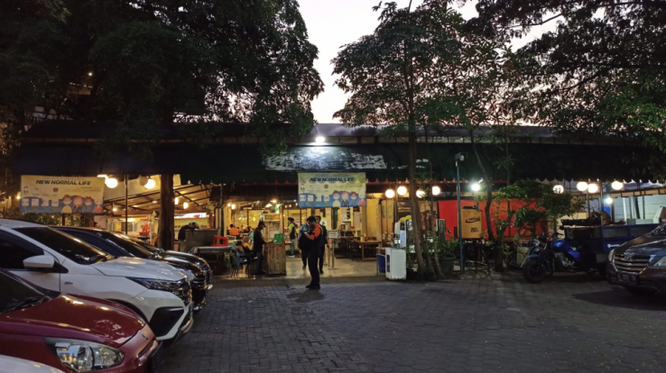 1. Tempat Buka Puasa di Surabaya: Soto Lamongan Cak Har