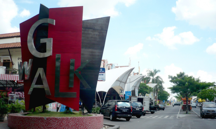 2. Tempat Buka Puasa di Surabaya: G-Walk