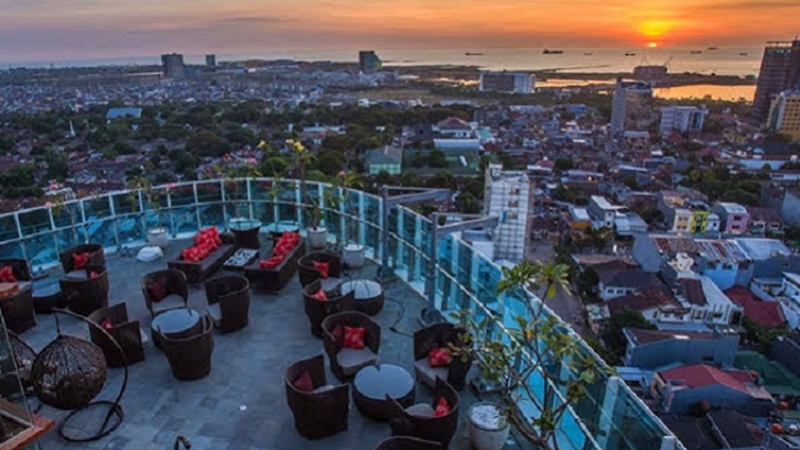 4. Tempat Buka Puasa di Makassar: The Society Sky Dining, Bersantap di Ketinggian