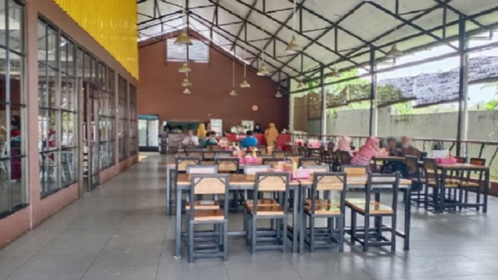 7. Tempat Buka Puasa di Makassar: Kampoeng Kuliner, Aneka Makanan Khas Ujung Pandang