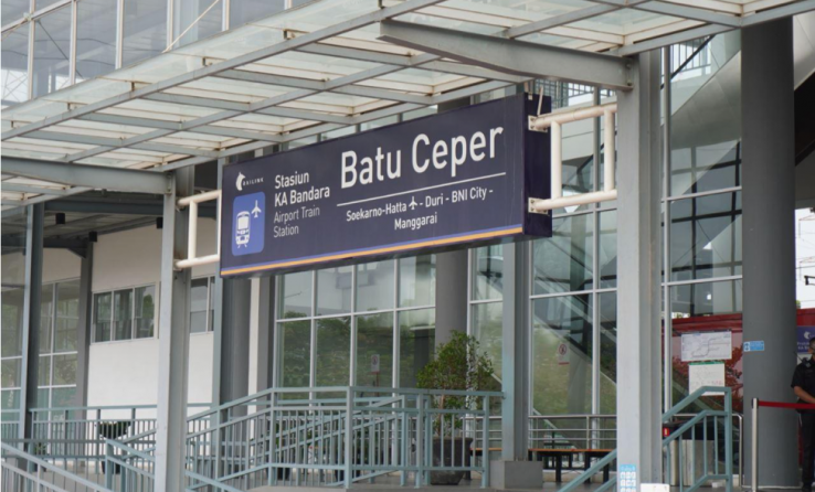 Akses ke Kawasan Kecamatan Cipondoh dengan Kendaraan Umum