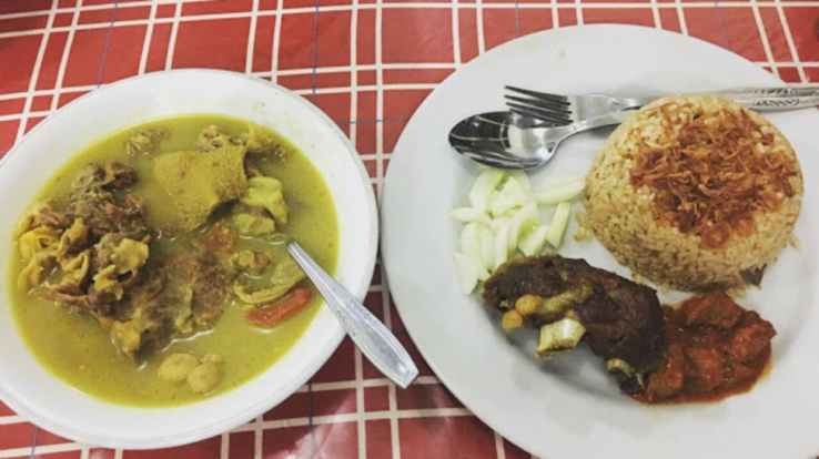 10. Tempat Buka Puasa di Malang: Rumah Makan Cairo 