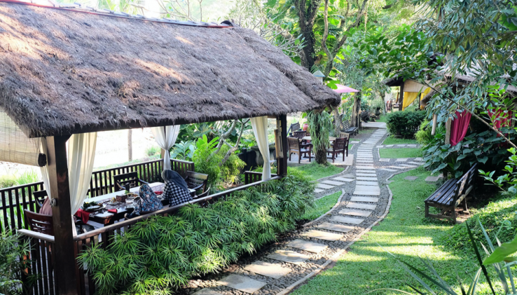 9. Tempat Buka Puasa di Malang: Taman Indie Resto