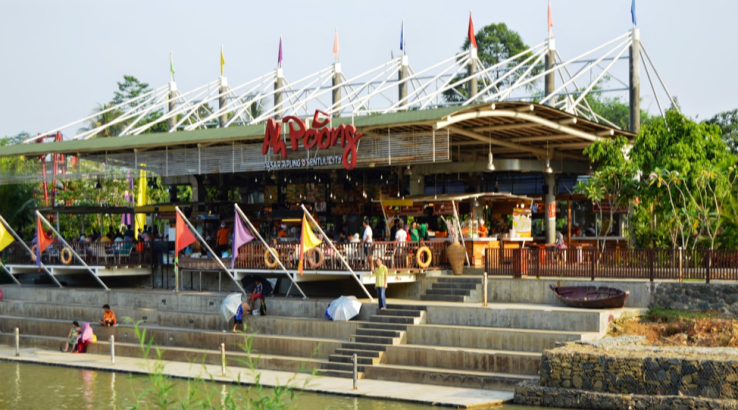 1. Kuliner Sentul: Ah Poong