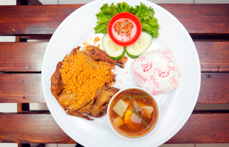 5. Kuliner Tangerang: Ayam Goreng Karawaci