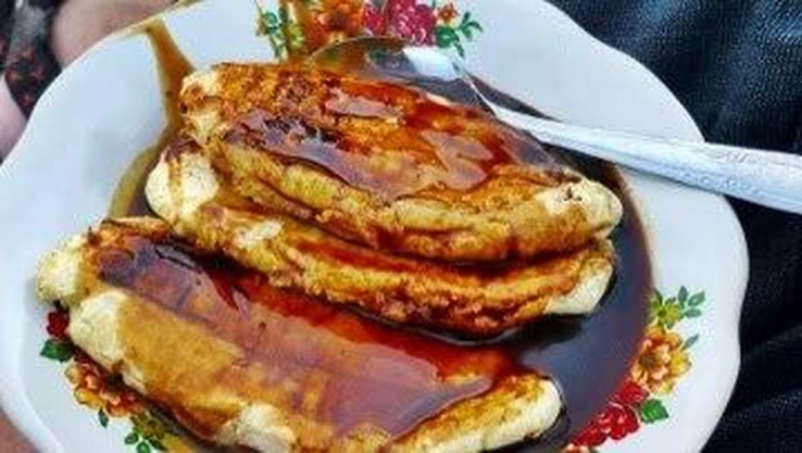 9. Kuliner Makassar: Pisang Epe