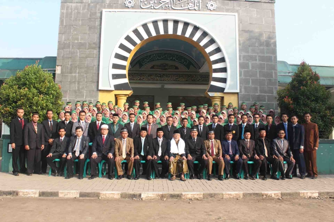 4. Pesantren di Bandung: Al Ihsan