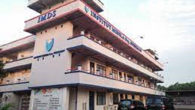 9. Universitas di Cikarang: Medika Suherman