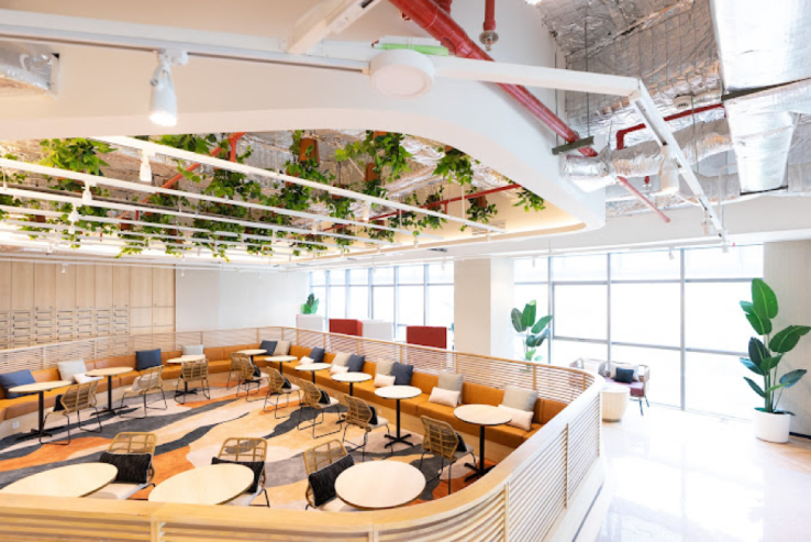 5. Coworkin Space Tangerang: GoWork BSD