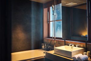hotelcycle_room