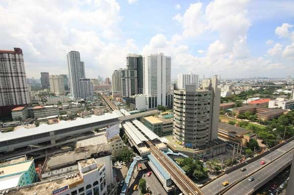 Phayathai area