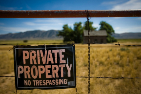 no-trespassing