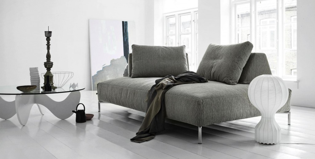 Giga Sofa v2