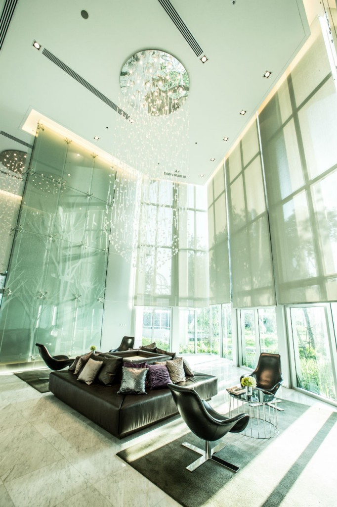 Life Ratchada Lobby 