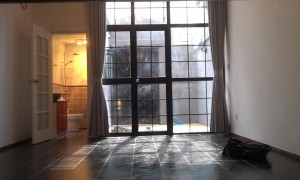 2013110610044778278