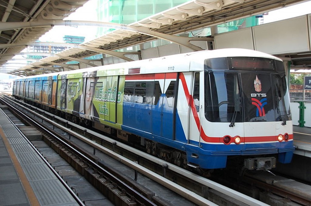 800px-Bts_sky_train