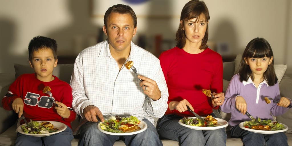 picture via: http://i.huffpost.com/gen/2427242/images/o-TV-DINNER-facebook.jpg