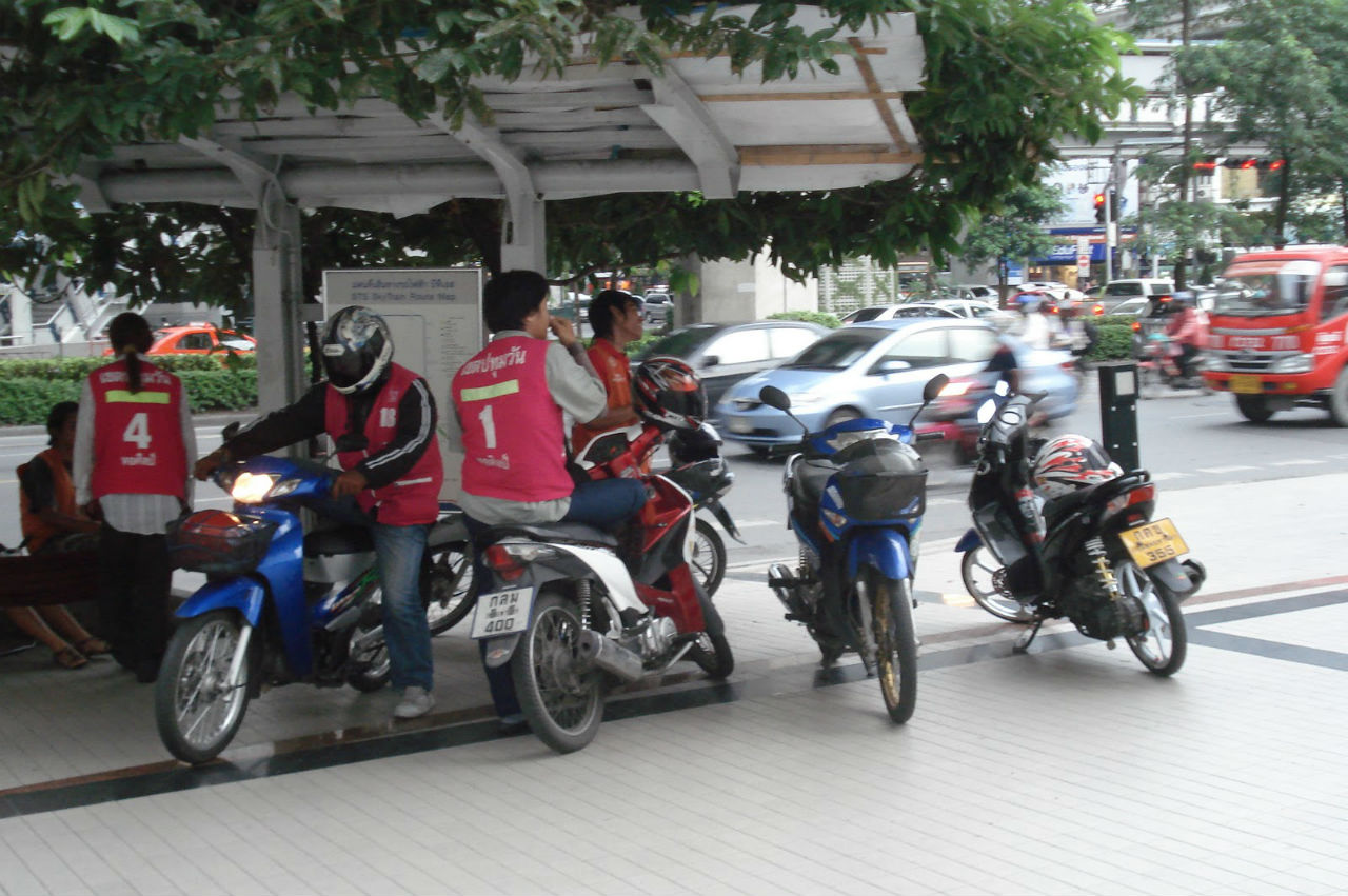 motorbike taxi in bangkok