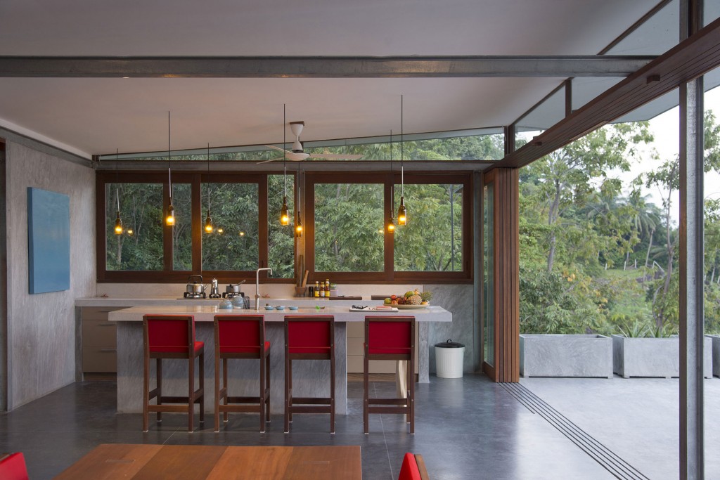 naked house samui