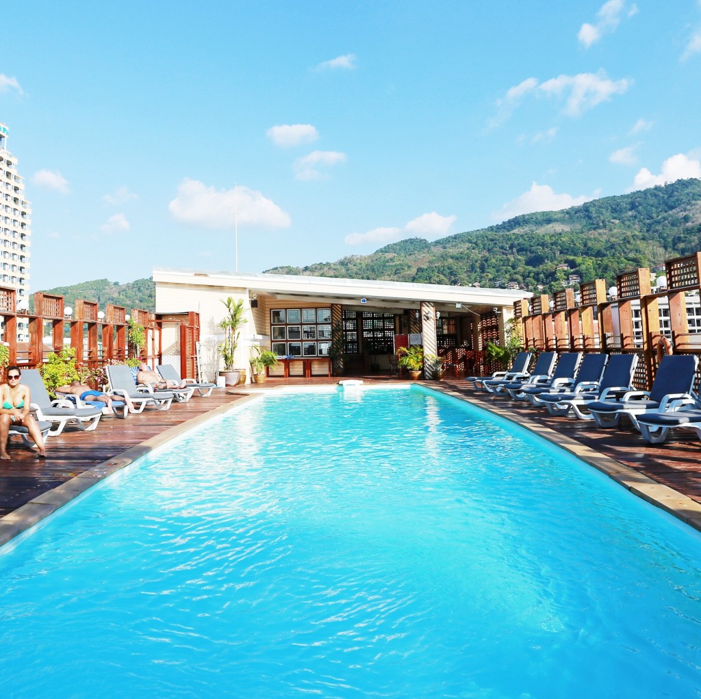 Days Inn Patong Beach Phuket_swimming pool