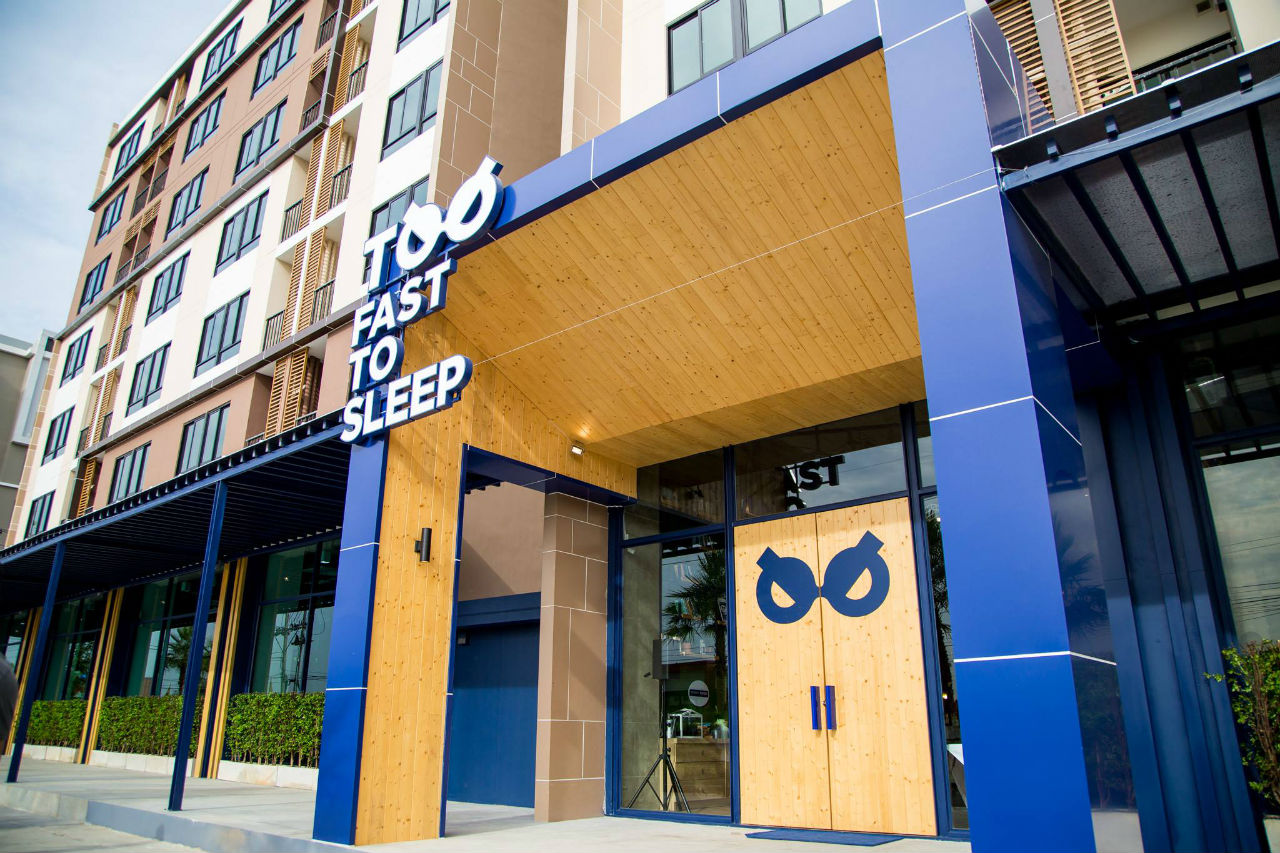 Too fast to sleep at iCondo Salaya
