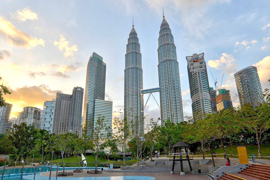 1200-petronas-twin-towers