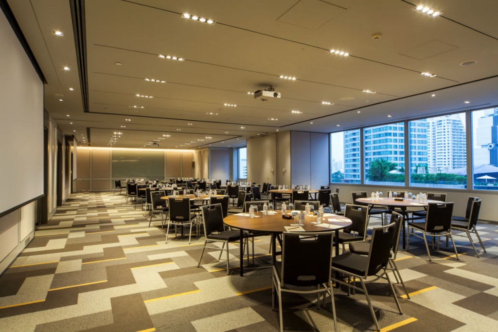 Victor Club Sathorn Square 