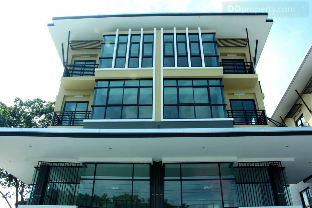Premier Plus Sukprayoon 