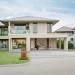 สังคมบ้านหรูบนถนนกาญจนาฯ
