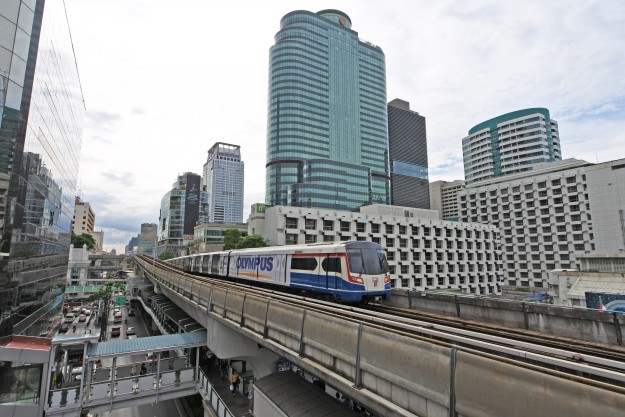 ส่องเทรนด์อสังหา เกาะแนวรถไฟฟ้า-เจาะกลุ่มผู้สูงวัย