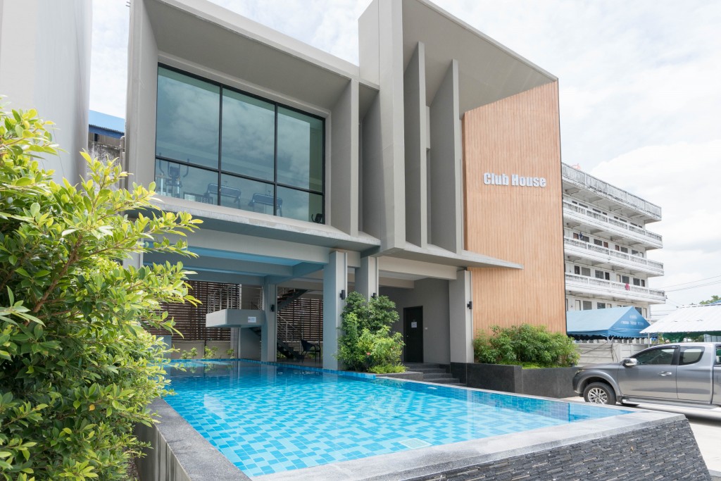 เดอะ แคนวาส สุขุมวิท BTS สำโรง