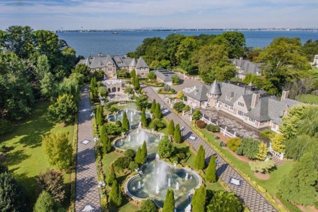 Great Gatsby Property Put Up For Sale